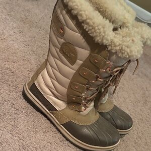 Women's Sorel Winter Boots with Faux Fur Lining